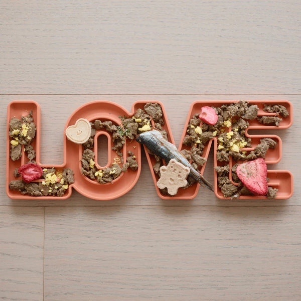 LOVE Lick Mat in Brick
